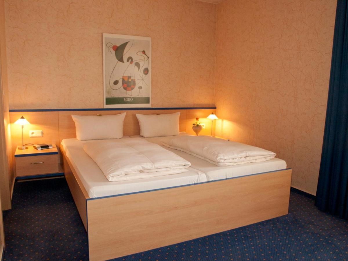 Hotel Chassalla Cassel Extérieur photo