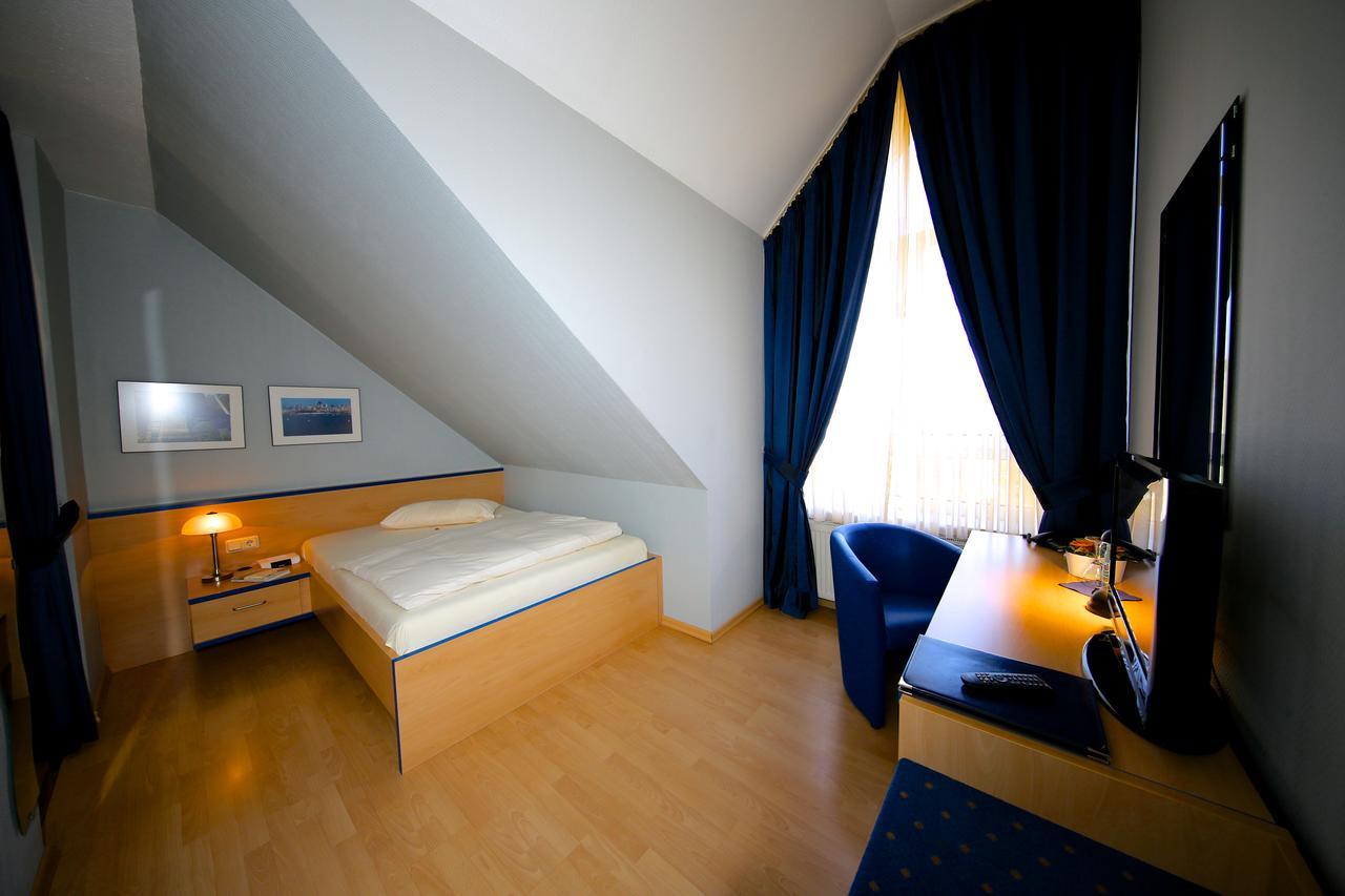 Hotel Chassalla Cassel Extérieur photo